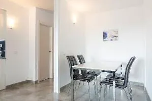 Apartamentos Siesta I Platja de Muro Ισπανία